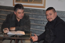 Il cineasta Pablo Vial con il produttore e regista Julio Ponce Palmieri